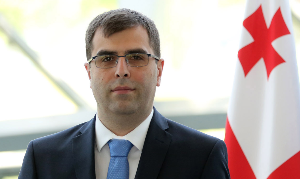 შსს-ში 40 ათასი ადამიანი მუშაობს და შეიძლება, ვინმე პირადი ურთიერთობების გამო იმყოფებოდა ფარცხალაძესთან სახლში - შალვა ხუციშვილი