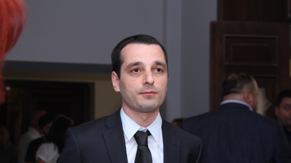 აუდიტის სამსახურის თანამშრომლებს არ გავუჩინოთ განცდა, რომ მათი საქმიანობა ისჯება ქუჩაში ანგარიშსწორების გზით - აბესაძე