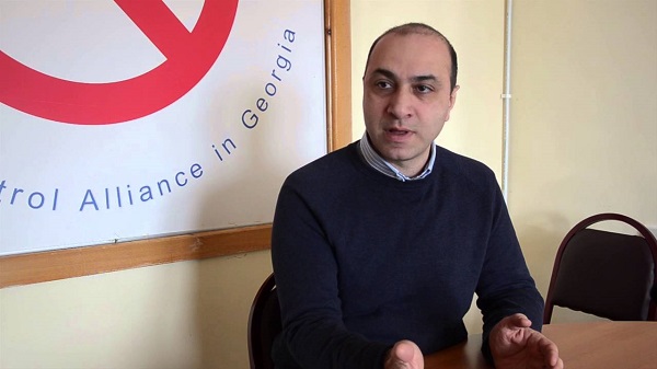 1-ლი იანვრიდან მიმოქცევაში ერთი ფერის თამბაქოს კოლოფი იქნება - გიორგი ბახტურიძე