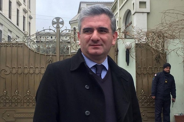 საპატრიარქოს იურისტი მამა გიორგი მამალაძის მიერ სავარაუდო კორუფციულ გარიგებაზე საუბრობს