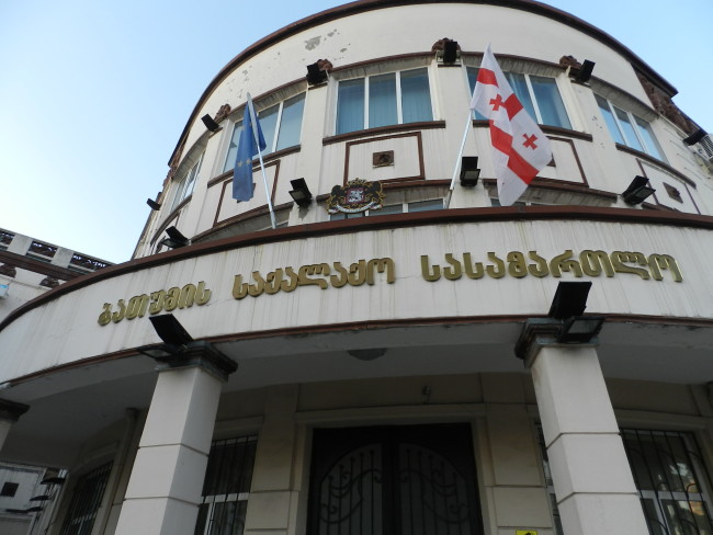 ბათუმში მეჩეთის მშენებლობის ნებართვის თაობაზე TDI-მ და EMC -მ სასამართლოს მიმართეს
