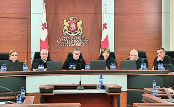 საკონსტიტუციო სასამართლო საარჩევნო სიაში შესაყვან პირთა შესახებ მსჯელობს
