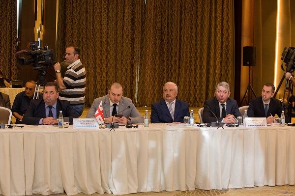 ბაქოში ახალი სარკინიგზო მარშრუტის- „სამხრეთი-დასავლეთი“-ის განვითარების საკითხები განიხილეს