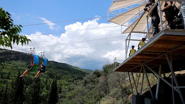 თბილისის ბოტანიკურ ბაღში „Zip-Line" გაიხსნა