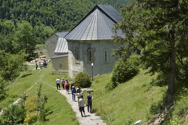 მთიანი აჭარის ტურისტული მარშრუტების გაცნობა გრძელდება