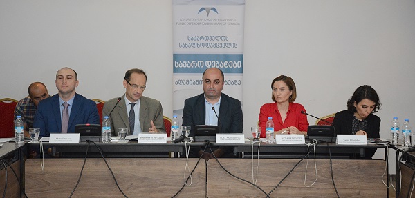 სახალხო დამცველმა საჯარო დებატები გამართა