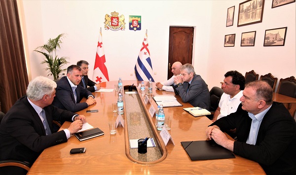 ზურაბ პატარაძე სსიპ „ვეტერანების საქმეთა სახელმწიფო სამსახურის" წარმომადგენლებს შეხვდა