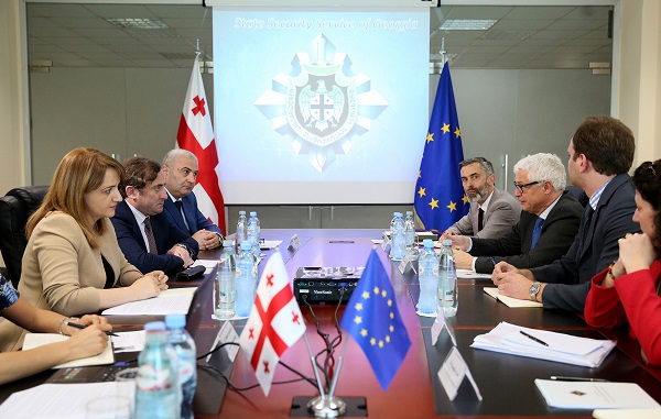 სუს-ის ანტიკორუფციული სააგენტოს დირექტორი ევროპის თაღლითობის წინააღმდეგ ბრძოლის ოფისის გენერალურ დირექტორს შეხვდა