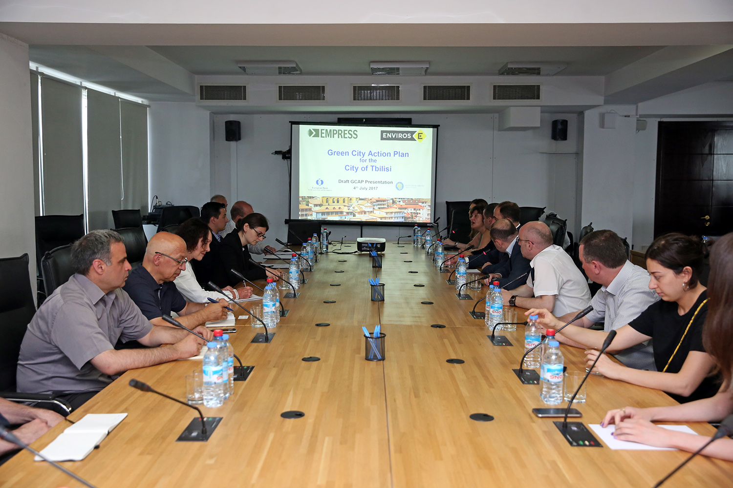 თბილისის მერი „მწვანე ქალაქის სამოქმედო გეგმის“ საბოლოო სამუშაო ვერსიას გაეცნო