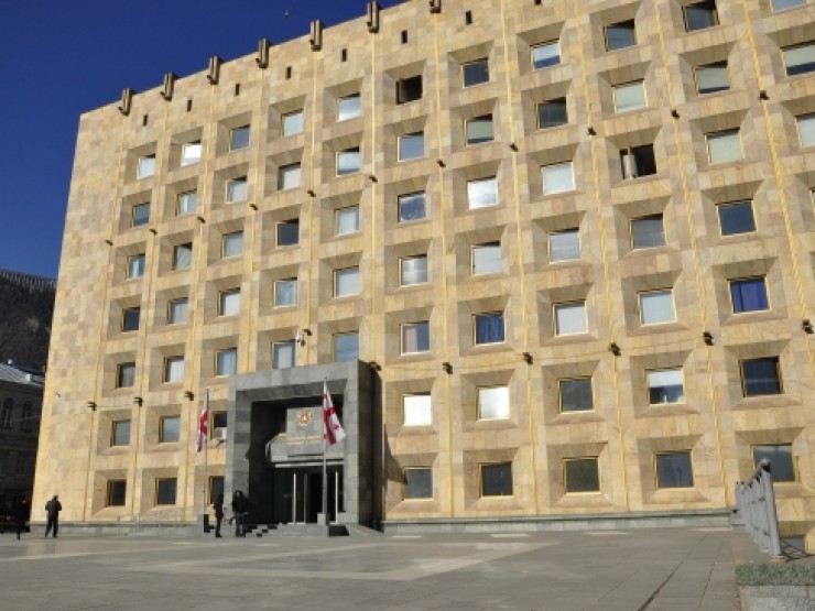 სოფელ დიცის მოსახლეობა უწყლობას აპროტესტებს