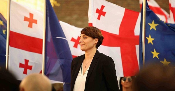 ჩვენ დავასუფთავებთ მტკვარს - ელენე ხოშტარია თბილისის მერიას