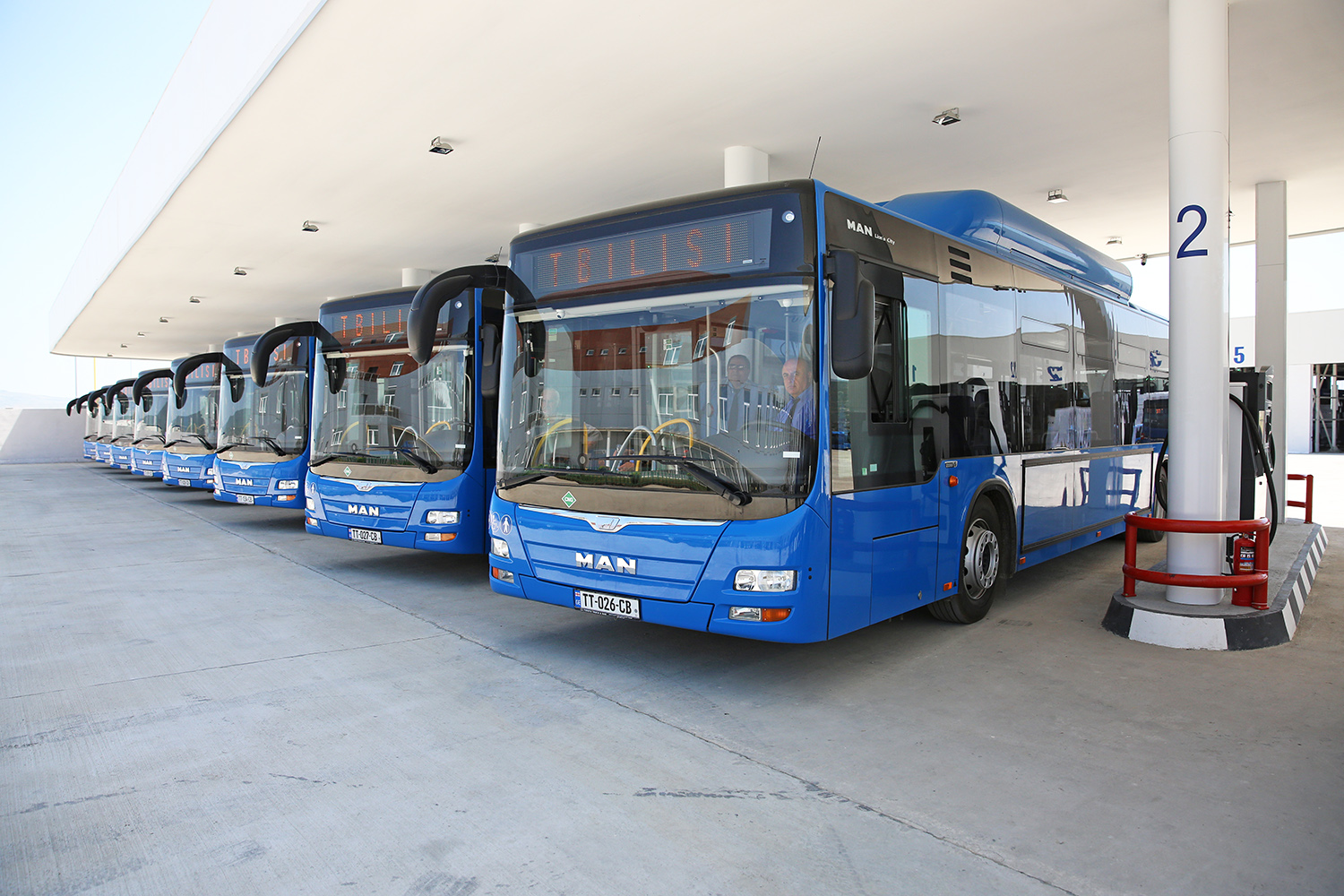 თბილისში ახალი მუნიციპალური ავტობაზა გაიხსნა