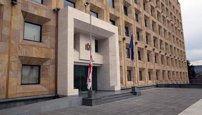მთავრობის ადმინისტრაცია ბორჯომის ტყის აღდგენის დასაფინანსებლად ანგარიშის ნომრებს აქვეყნებს