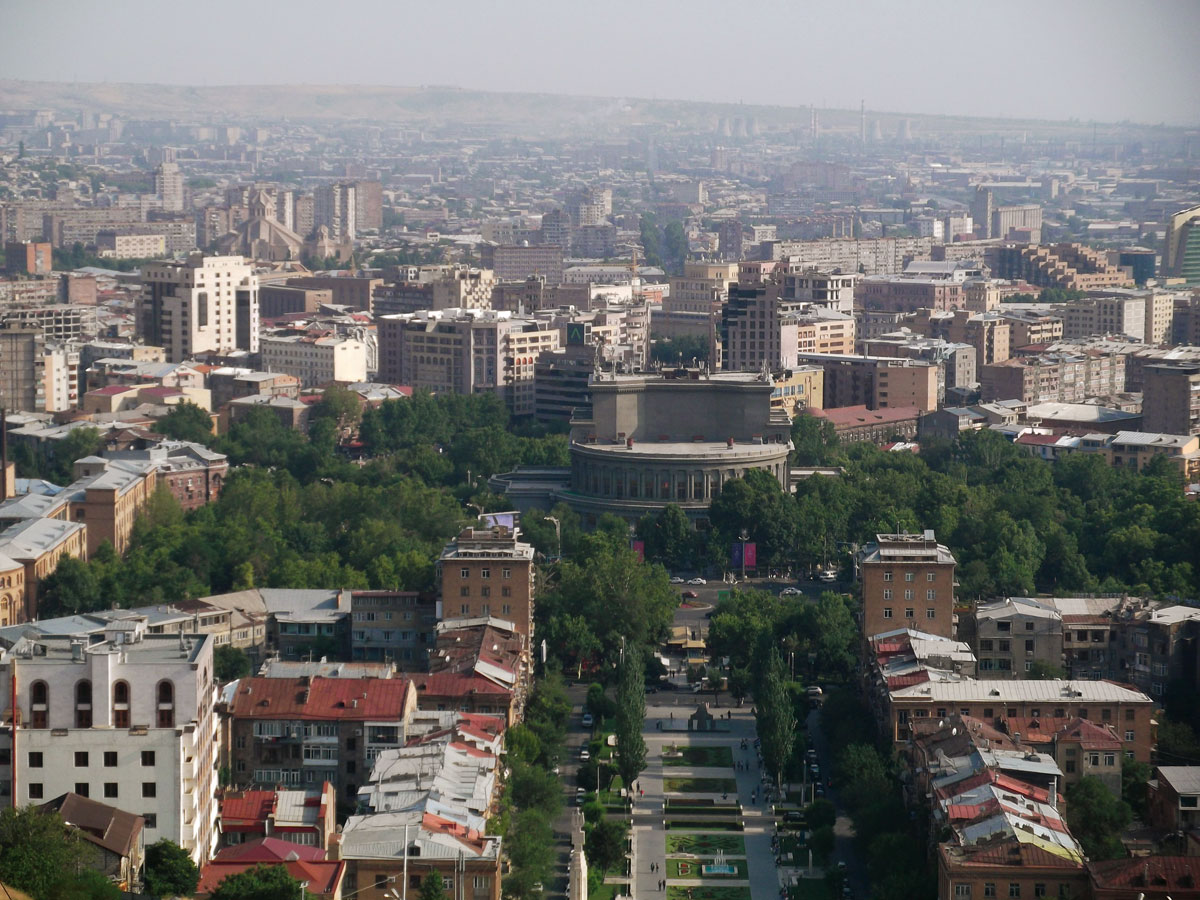 სომხეთის ტრანსპორტის სამინისტროში ბომბი არ აღმოჩნდა