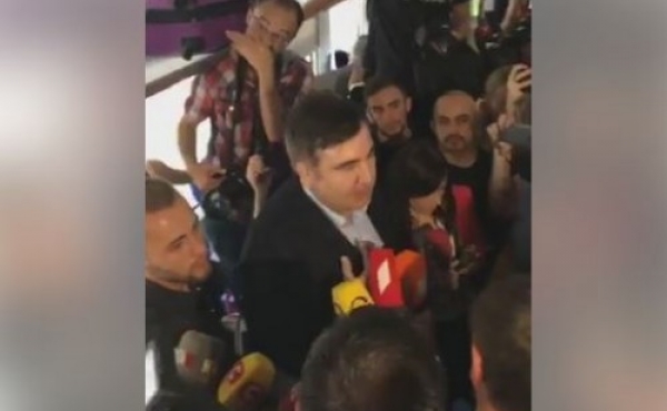 თქვენ ისეთი თავისუფლები ხართ, როგორც მე ვარ კიტრი - სააკაშვილი ქართველ ჟურნალისტებს