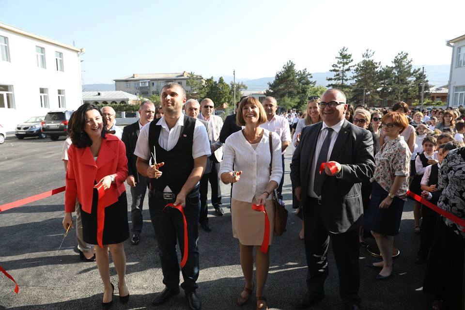 ათასწლეულის გამოწვევის ფონდმა 30 საჯარო სკოლის სრული რეაბილიტაცია და  საბუნებისმეტყველო ლაბორატორიებით აღჭურვა დაასრულა
