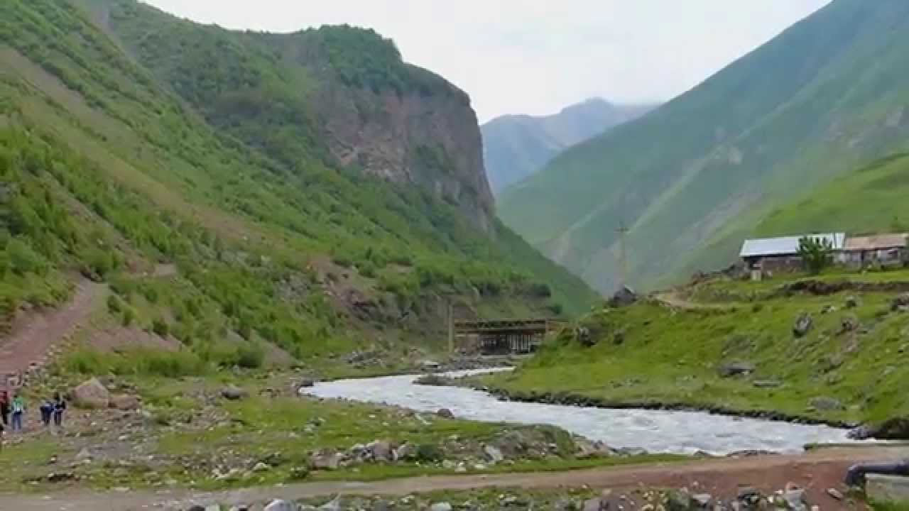 თრუსოს ხეობაში ქართველი ტურისტების ძებნის სამუშაოებში ვერტმფრენი ჩაერთო
