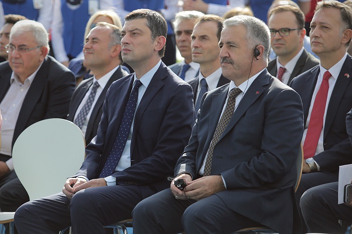აეროპორტი არის თბილისის ახალი სახე და გახსნილი კარი მსოფლიოში - თურქეთის ტრანსპორტის მინისტრი