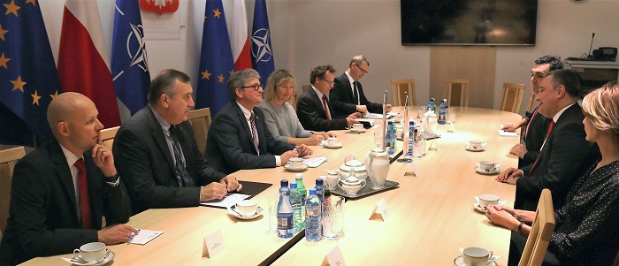 „პოლონეთი მომხრეა ევროკავშირში იმ ქვეყნების ინტეგრირების, რომლებიც იზიარებენ ევროპულ ღირებულებებს“