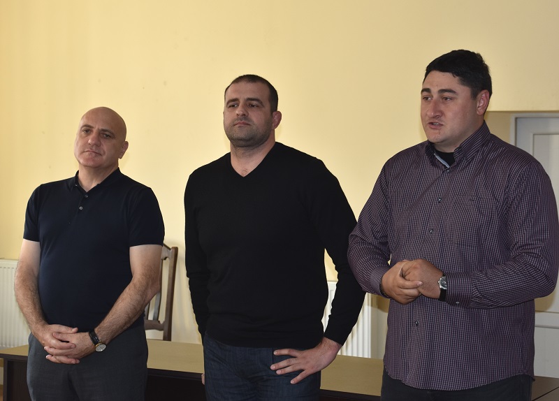 ოზურგეთის მერობის კანდიდატი მოჭიდავეებს შეხვდა