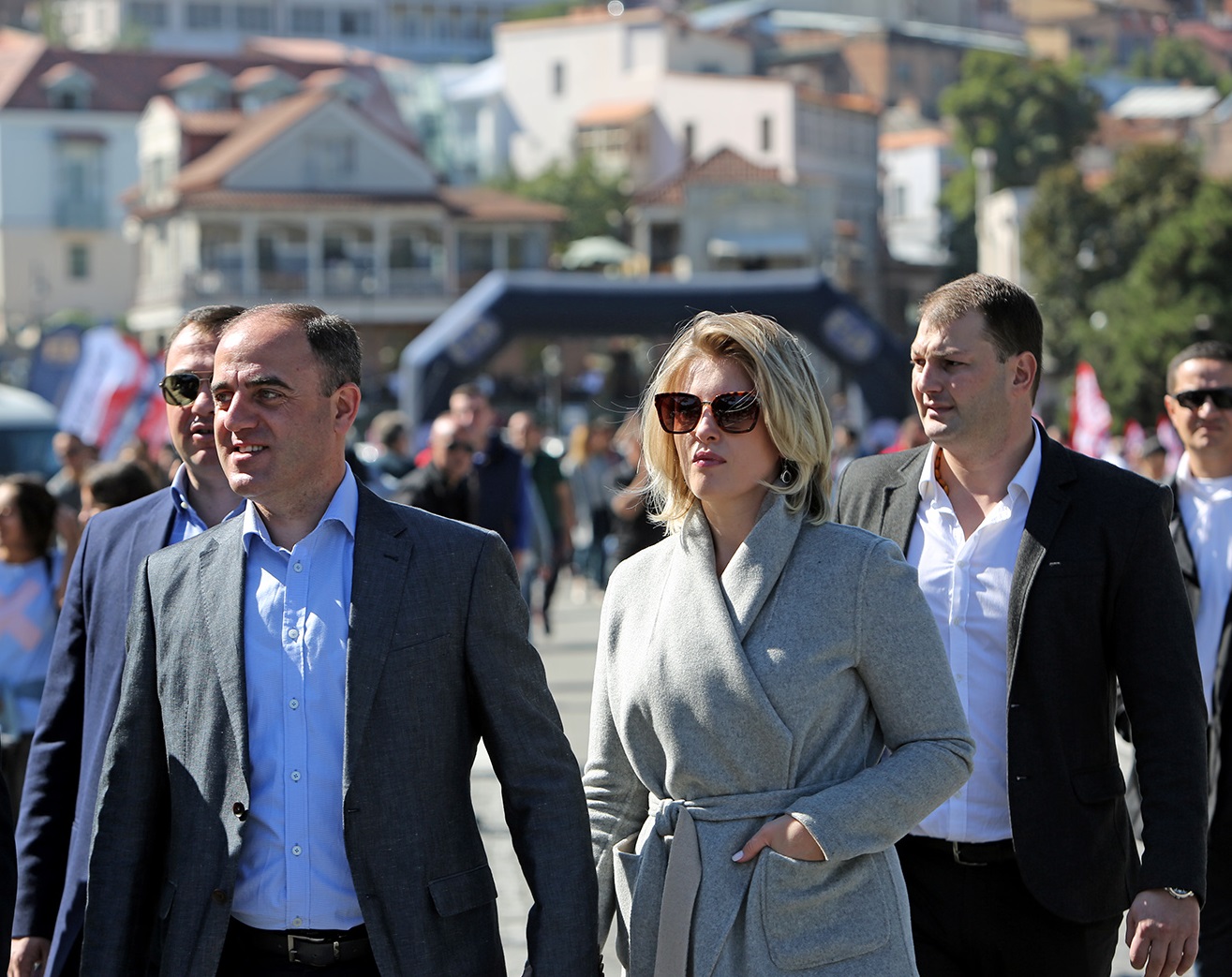 თბილისის მერი,  მეუღლესთან ერთად, თბილისობის დღესასწაულის ფარგლებში,  „ხილის ფესტივალს“ დაესწრო