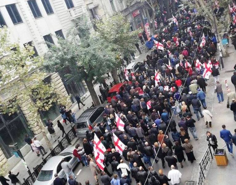 ჩვენი მიზანია, ივანიშვილს ჩამოვართვათ ავტოფარეხი, რომელიც საკრებულომ დაუკანონა - უდუმაშვილი