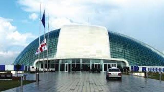  ქუთაისში პარლამენტის მიმდებარე ტერიტორია დაიტბორა 
