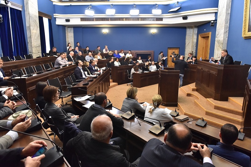 საკაბელო ტელევიზიების კავშირი მაუწყებლების ტრანზიტის უფასოდ განხორციელების უფლების დაბრუნებას ითხოვს
