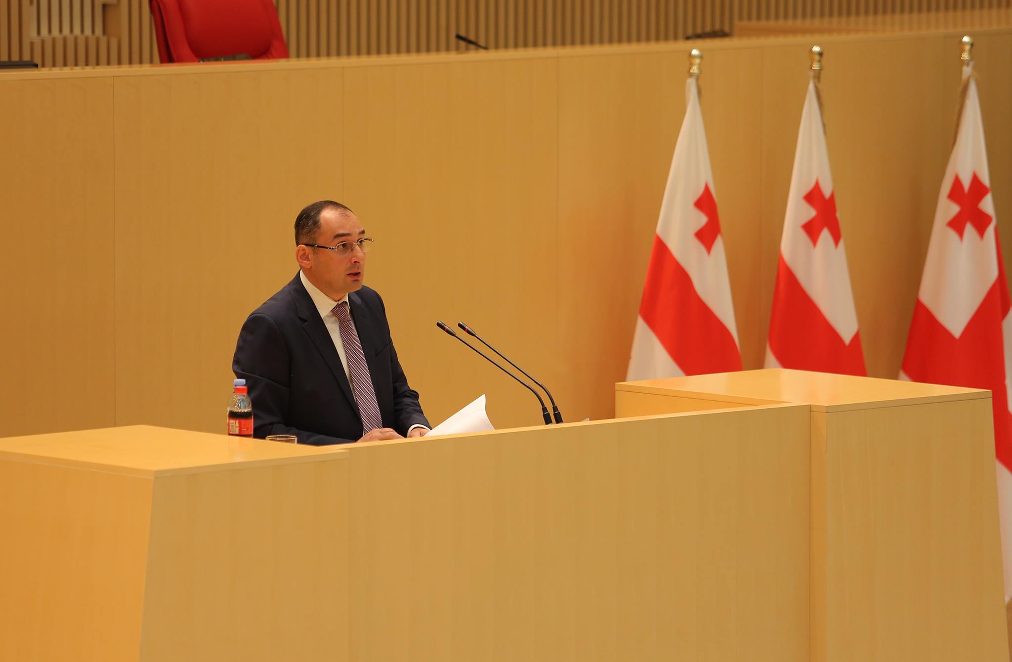 დიმიტრი ქუმსიშვილმა დეპუტატებს ეფექტიანი ფისკალური პოლიტიკის ძირითადი პრინციპები გააცნო