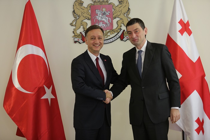 გიორგი გახარიამ თურქეთის ელჩთან გამოსამშვიდობებელი შეხვედრა გამართა