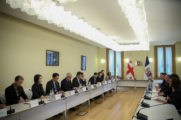 გიორგი მარგველაშვილმა აბრეშუმის გზის ფარგლებში საქართველოს სატრანზიტო პოტენციალის გამოყენების საკითხები განიხილა