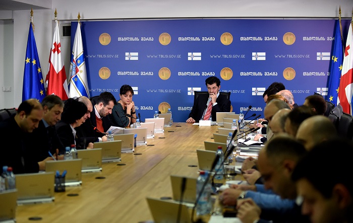 ახალი წლის ღამეს, საზოგადოებრივი ტრანსპორტი მოსახლეობას უფასოდ მოემსახურება