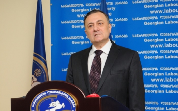 შალვა ნათელაშვილი მაღალი იერარქიის სასულიერო პირებს მოუწოდებს,  საპრეზიდენტო არჩევნებში ოპოზიციას დაუჭირონ მხარი