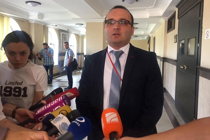 ექსპერტიზა არ მიუთითებს, რომ  აბესაძის ჯანმრთელობა სასჯელაღსრულების დაწესებულებაში ყოფნასთან შეუთავსებელია - პროკურორი