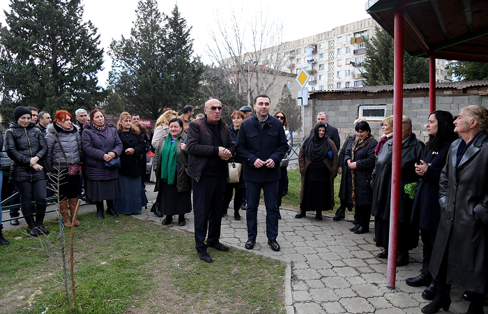გიორგი ტყემალაძე სამგორის რაიონის მოსახლეობასთან პერმანენტულ შეხვედრებს განაგრძობს