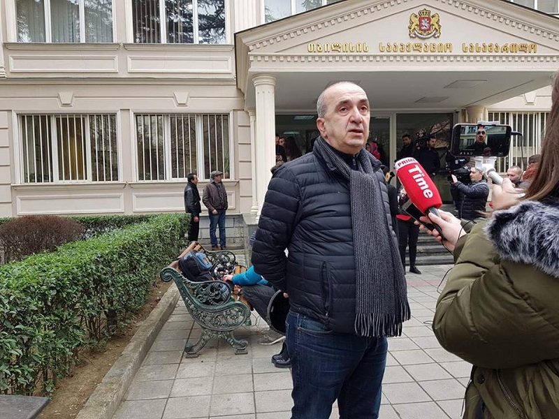 სასამართლოზე პოლიტიკური ზეწოლა იყო - თამაზ ქვლივიძის ადვოკატი