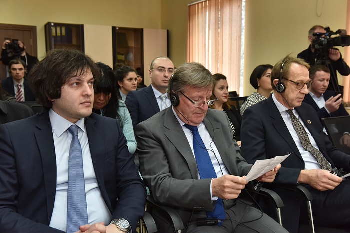 იურიდიული დახმარების სამსახურს ჩვენს მმართველობის სისტემაში განსაკუთრებული როლი და ფუნქცია ეკისრება - კობახიძე