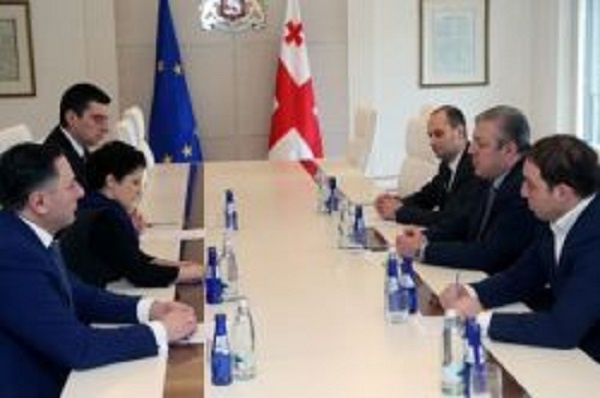 ვიზალიბერალიზაციასთან დაკავშირებული გამოწვევების საკითხზე, პრემიერ-მინისტრმა საგანგებო თათბირი გამართა 
