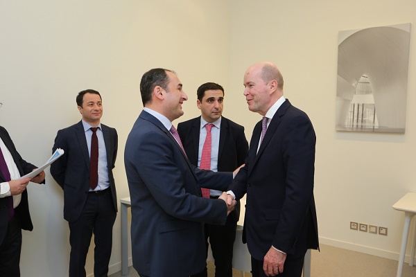 დიმიტრი ქუმსიშვილი „BP“-ის რეგიონალურ პრეზიდენტს გარი ჯონსს შეხვდა