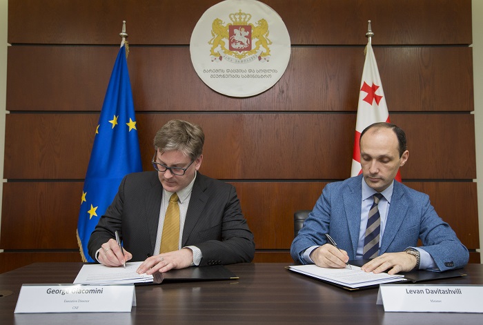 დაცული ტერიტორიების რეინჯერების დაზღვევას კავკასიის ბუნების ფონდი დააფინანსებს