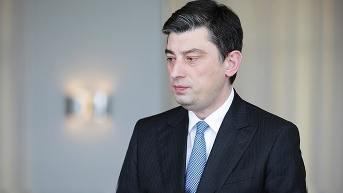 გიორგი გახარია არჩილ ტატუნაშვილის ოჯახის წევრებს შეხვდა