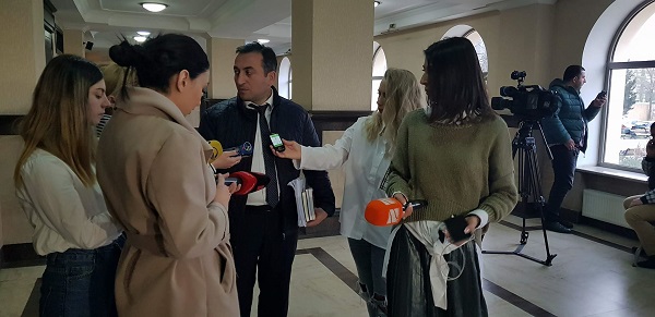 ტერორისტულ ორგანიზაციასთან წევრობაში ბრალდებულების პროცესი გადაიდო