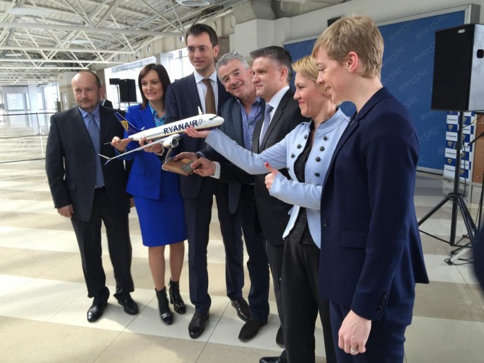 Ryanair-ი უკრაინაში „შვილობილი“ ავიაკომპანიის დაარსებას არ გამორიცხავს