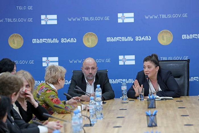 ბიბლიოთეკარებს ტესტირებისთვის მოსამზადებლად, დამატებით ერთი თვე მიეცემათ