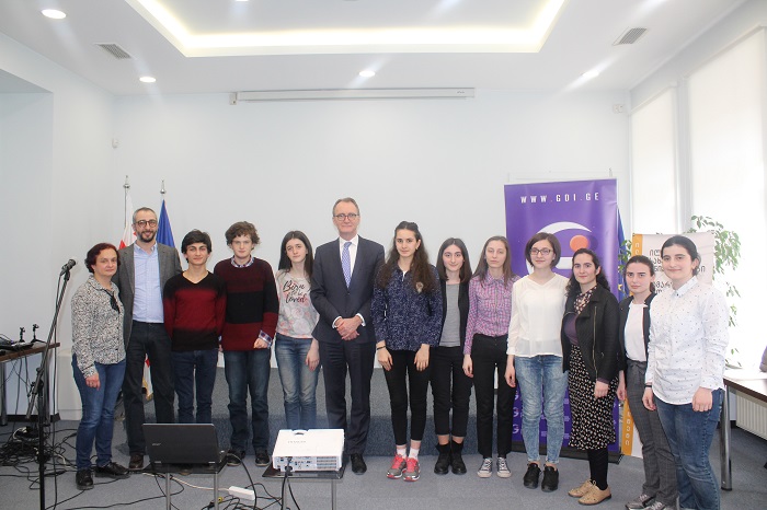 Civiceducation.ge-ს ოლიმპიადის გამარჯვებულები დააჯილდოვეს