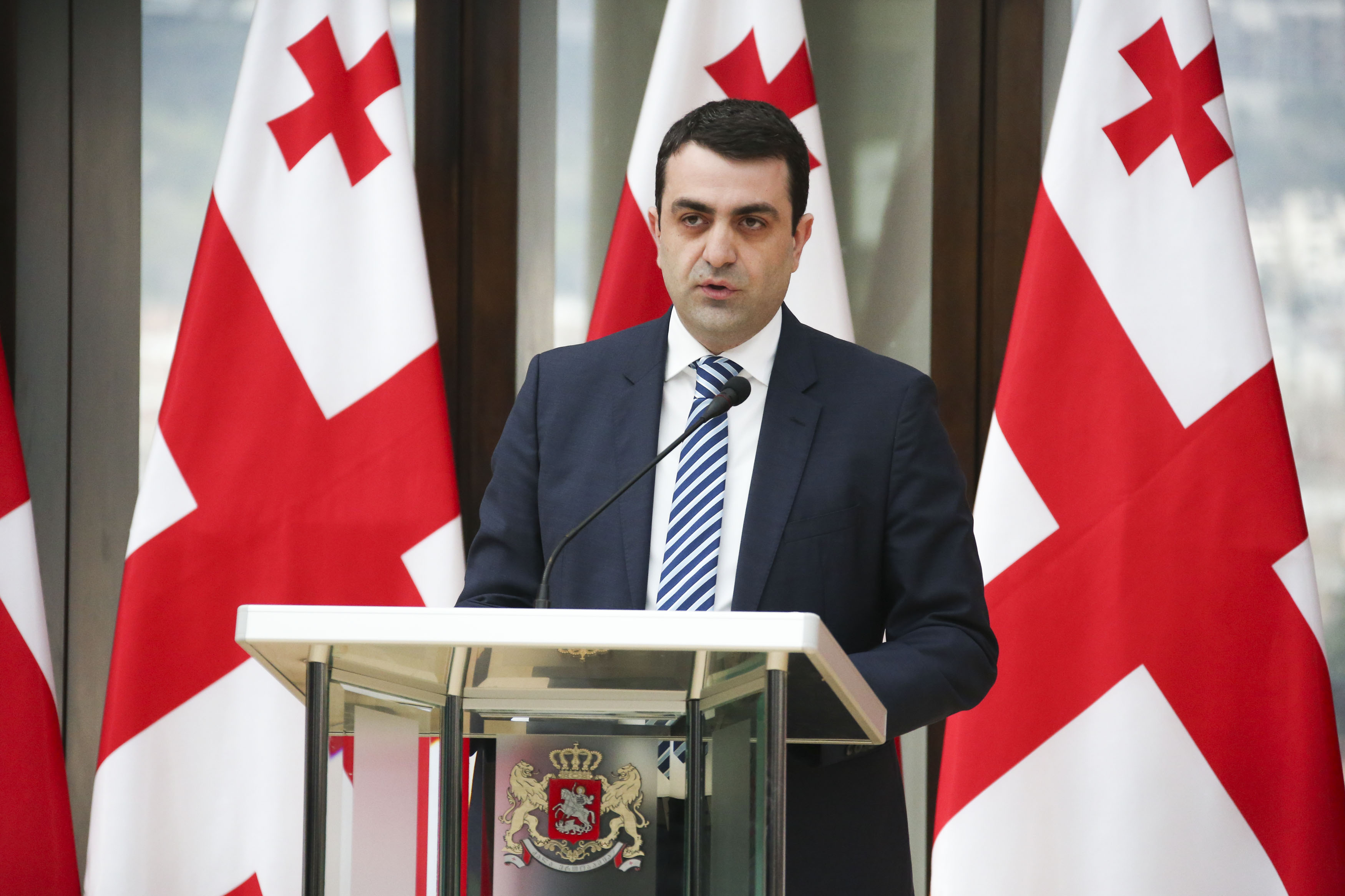 რეპრესირებულ ადვოკატთა რეაბილიტაციის პროცესში ველით ყველას თანადგომას და არა საკითხის პოლიტიზირებას - დავით ასათიანი