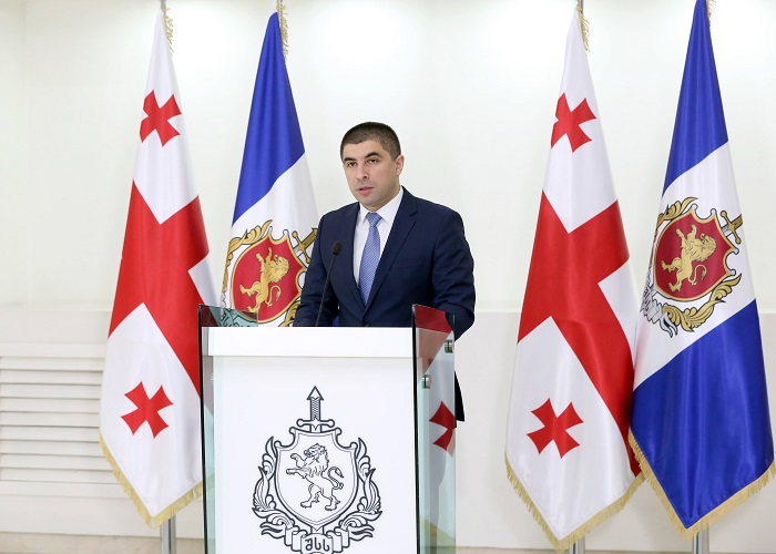 მამუკა ჭელიძემ ბოლო ორი კვირის განმავლობაში გახსნილ ნარკოდანაშაულებთან დაკავშირებით ბრიფინგი გამართა