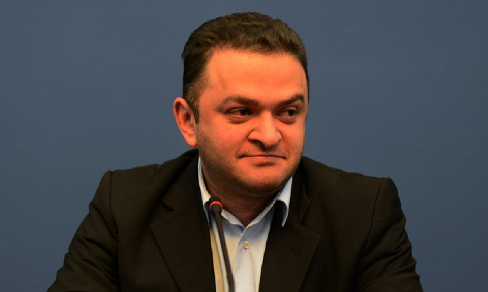 გედევან ფოფხაძე საპარლამენტო უმრავლესობას ტოვებს