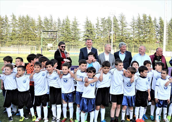 ბათუმში თანამედროვე საფეხბურთო ბაზა გაიხსნა