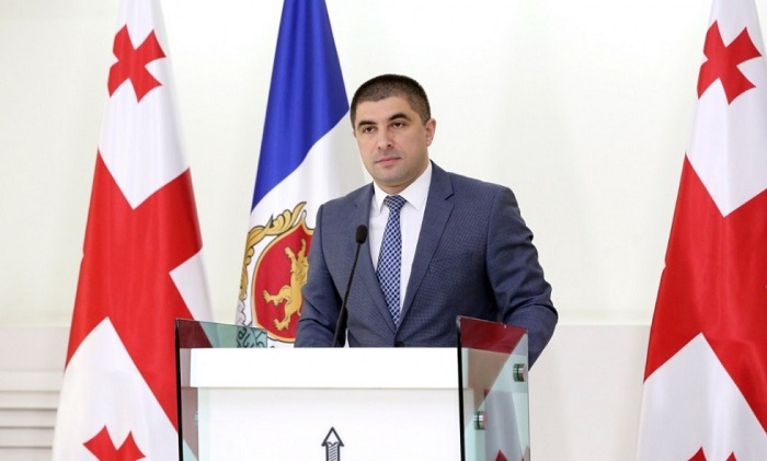 შინაგან საქმეთა სამინისტრომ უცხო ქვეყნის მოქალაქის ძარცვის ბრალდებით ორი პირი დააკავა